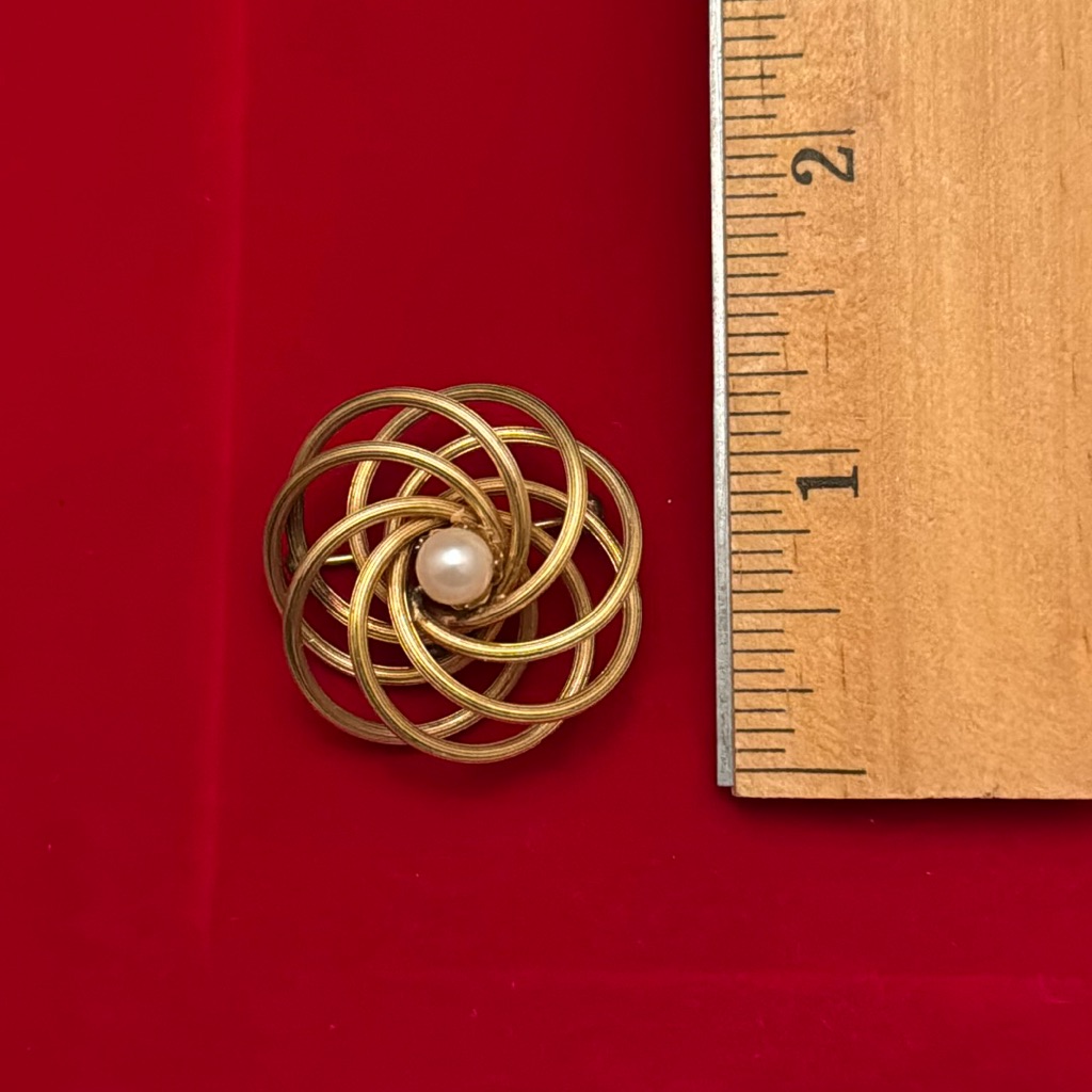 Vintage 1950s 120 12 Kt Gold Filled Swirled Golden Rings With Pearl Pin Brooch